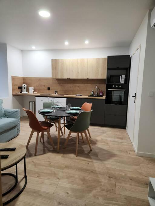Le Maillot IV Apartment Castres  Bagian luar foto